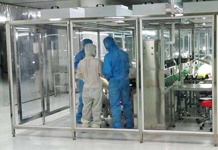 使用潔凈棚時(shí)，應(yīng)確保凈化空氣系統(tǒng)正常運(yùn)行，避免空氣污染。