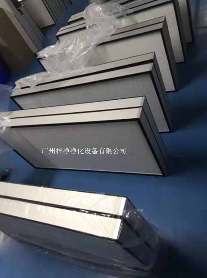 高效過濾器的容塵量是指在一定時間內(nèi)，過濾器能夠有效過濾的塵埃顆粒總量。